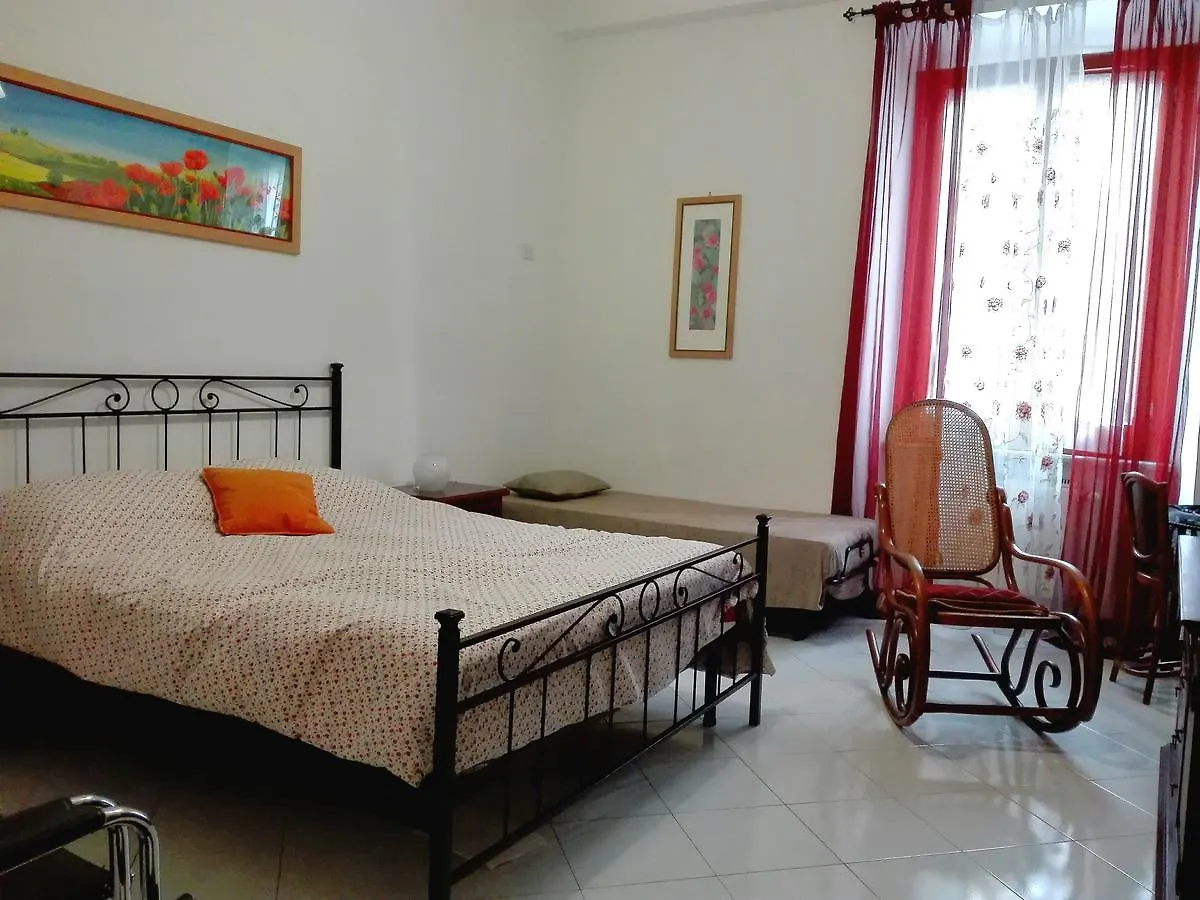 B&B Sessoriana Rome Bed & Breakfast